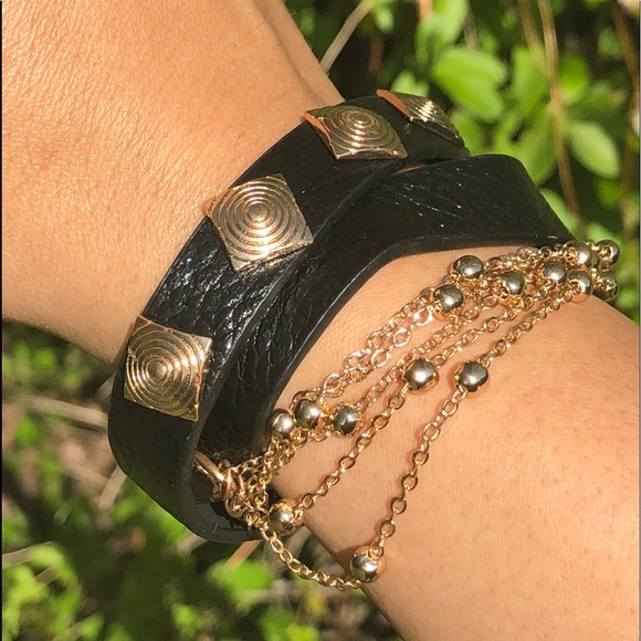 New Leather Bracelet With Gild Tone Hardward - Picture 5 of 7